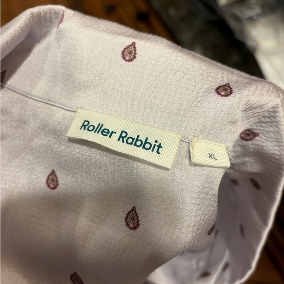 Roller Rabbit Size XL Button Down Short Sleeve Blouse - Picture 4 of 7